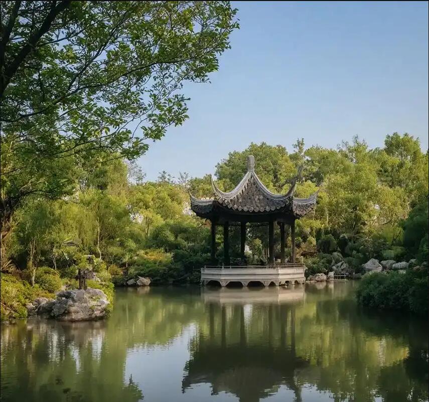 朝阳龙城怜梦餐饮有限公司