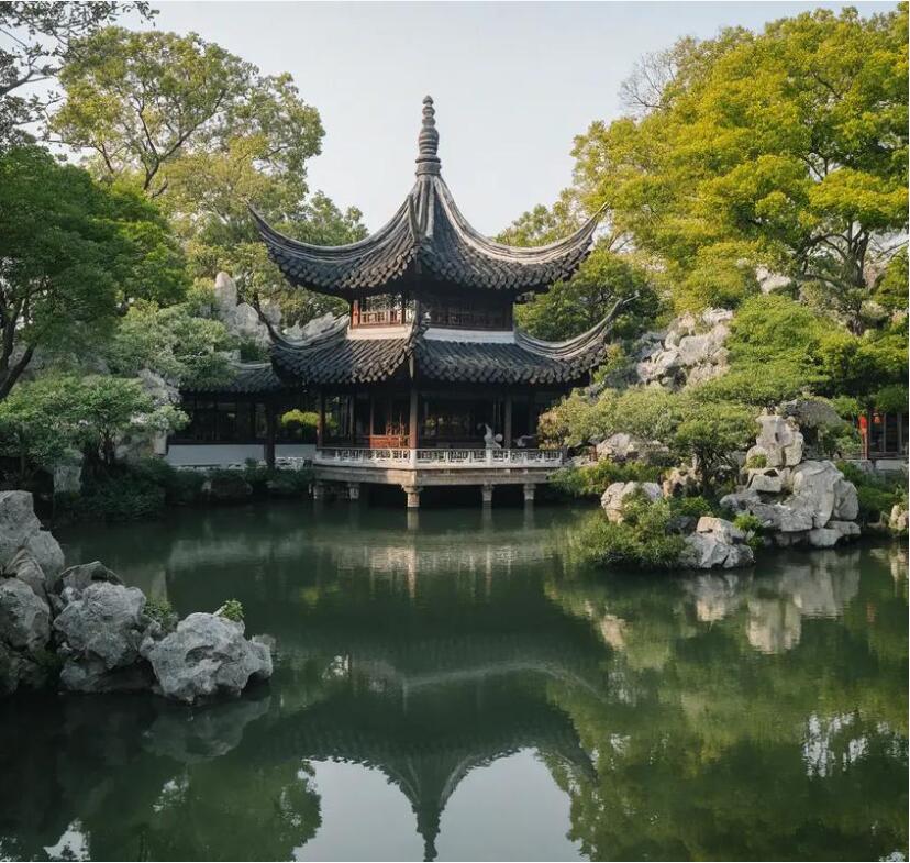 朝阳龙城怜梦餐饮有限公司